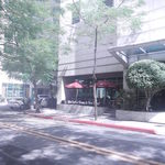 The Coffee Bean & Tea Leaf - 