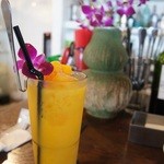 トランジット・カフェ - マンゴージュース