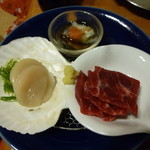 追分温泉 - 貴重なクジラのお刺身・ほたて・なまこ