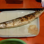 追分温泉 - 大ぶりのサンマは肉厚でとっても美味しい