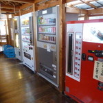 追分温泉 - レトロなコーラの自販機