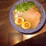 だしと麺 - 飛魚だし熟玉そば