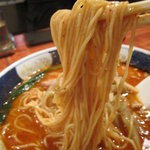 支那麺 はしご - 麺は極細ストレート麺