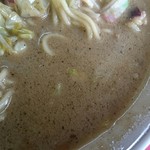 九州ラーメン 六五六 - 中毒性の高い危険なスープ