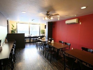 想咲そば処 香凛 - モダンな店内