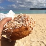 Winchell's  - Donut On The Beach!