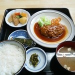 あほだら亭 - あほだら定食「3番」ハンバーグ。