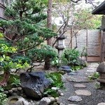 Muromachi Wakuden - 奥の中庭。