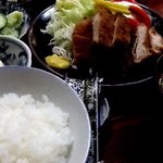 よねだ家 - 上とんかつ定食