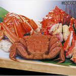 札幌かに家 - 料理写真:ズワイかに・本タラバかに・毛かにの豪華なゆでかに盛合せ！