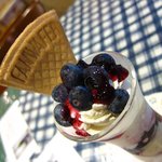 レストラン ピック - ブルーベリーパフェ