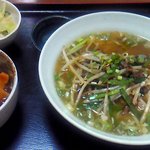 中華料理　福来亭 - ラーメンセット（台湾辛味らーめん+マーボー丼）￥790