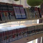 神山 - H.28.1.21.昼 コミックスが増えてきています