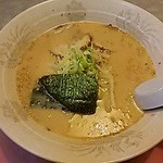 らーめん 中華 一龍 - 豚骨ラーメン