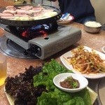 玉一 - サムギョプサル 4000円（ケランチムと野菜付き）