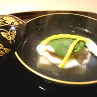 弧玖 - 真鱈の雲子真丈と胡麻豆腐のお椀
