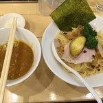 トマトカレーつけ麺