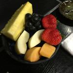 和牛の紀楽 - フルーツ盛り合わせ