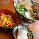 Sobadokorotakaraya - タコ飯セット
