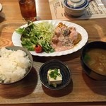 キリシマ山荘 - チキン南蛮定食
            