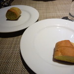 月夕堂 - 2016.1毎日数種類焼くパンは料理に合わせて提供される。この日はほうれん草・コーン・全粒粉のパンが(ﾟ∀ﾟ)!