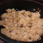 しげ吉 - ガーリックチャーハン（混ぜ後）