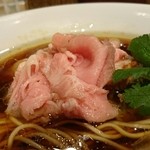 自家製麺 うろた - 低温調理チャーシュー。あっぷ。