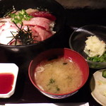 Bizen - 海鮮丼
