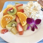 Hawaiian Pancake Factory - トロピカルフルーツパンケーキを親子で分けっこした、のんびりだらりの昼下がり❤️