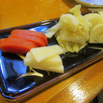 一番鳥 - 漬物盛り合わせ