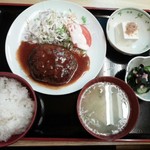 Kusakabe - 煮込みハンバーグ定食 700円