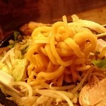 極太濁流ラーメン ら・けいこ - コシの強い極太プリプリ麺！