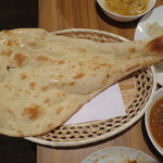 スパイス インディア - プレーンナン