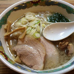 特麺コツ一丁ラーメン - ラーメン　麺少なめ 700円　ニンニクちょっと