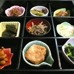 食文化 広喜 - 料理写真:寿司ランチの9品