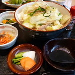 おやさい健究所 - もつ鍋ちゃんぽんも５４０円！