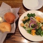 Lone Star Steakhouse & Saloon - side ceaser&bread