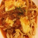 ファミーユ - モッツレラチーズと自家製ミートのパスタ