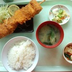 市場食堂 - まぐろかつ定食