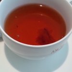 サロン・ド・テ・アンジェリーナ マロニエゲート銀座店 - 桜の紅茶