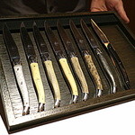 レフェルヴェソンス - 好みのナイフを選択するパフォーマンス（2016.Jan)