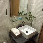 レフェルヴェソンス - ホテルの化粧室並み（2016.Jan)