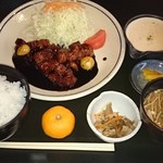 とんかつ とまと赤茄子家 - とんてきランチ、伊勢芋とろろ付き（税込1，150円）