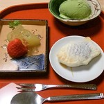 あらや滔々庵 - リンゴコンポート、苺、鯛焼き