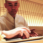 天才です。お鮨が沈むんです。本当です。