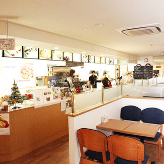 アメリカンキッチンローズガーデンカフェ_2