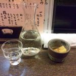 設楽 - 新酒は硝子のデキャンタで