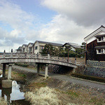 亀屋芳邦 - 実際の安居橋。岩清水一の鳥居近く