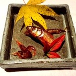 じどりや 穏座 - （2015.12）モロコ、小エビ