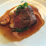 Wattle Tokyo - 牛フィレ、バター、